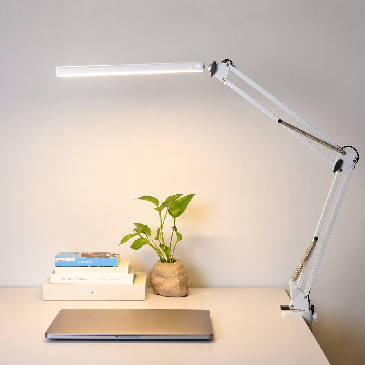 Lampe de bureau LED ergonomique - Zénith